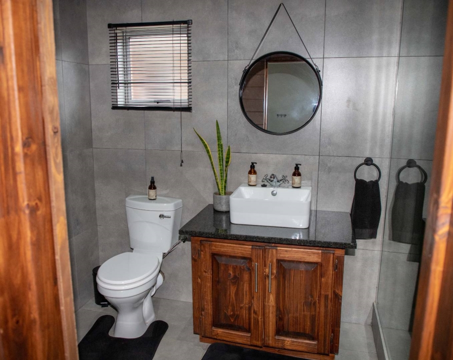 18 Bedroom Property for Sale in Heilbron Free State